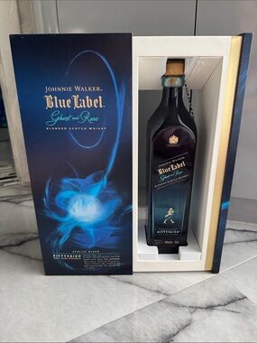 “EMPTY” Blue Label Ghost and Rare - Blue/Black Bottle Gift Set